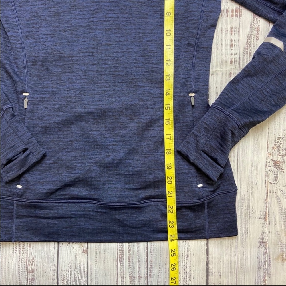 New Balance Heat Navy Blue Pullover. Size XSMALL. EUC - Picture 12 of 15